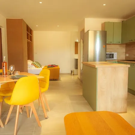 Magnifique De Type Loft En Front De Avec Vue, Parking Et Wifi Daire *